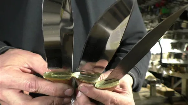 Ножи из порошковой стали