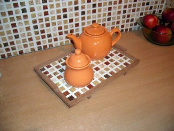Подставка для горячей посуды из мозаики 