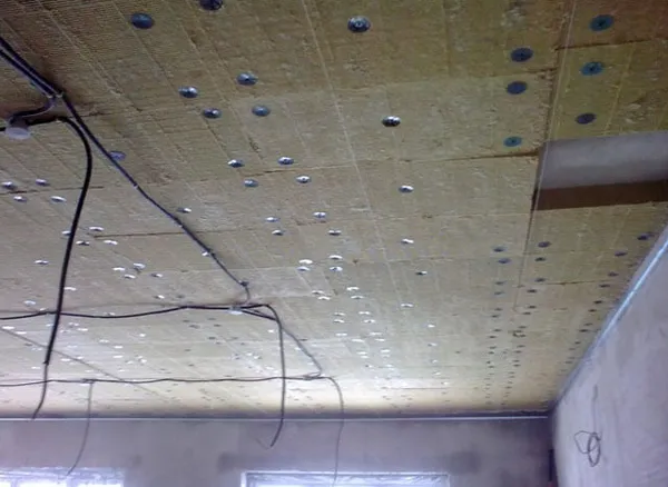 теплоизоляция потолка