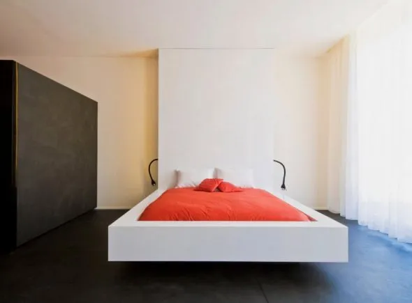 Парящая кровать в спальне в стиле минимализм