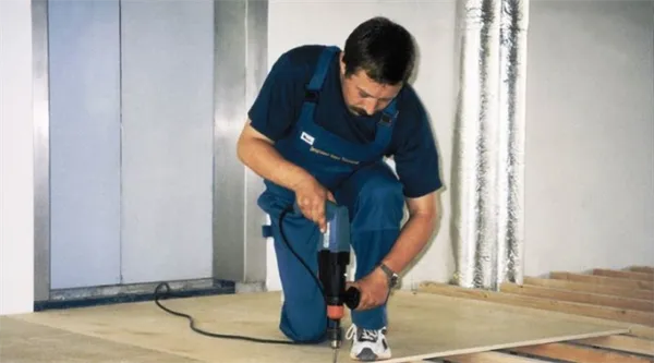 Укладка фанеры на бетонный пол: выбор материала, нюансы проведения работ. Как крепить фанеру к бетонному полу. 2
