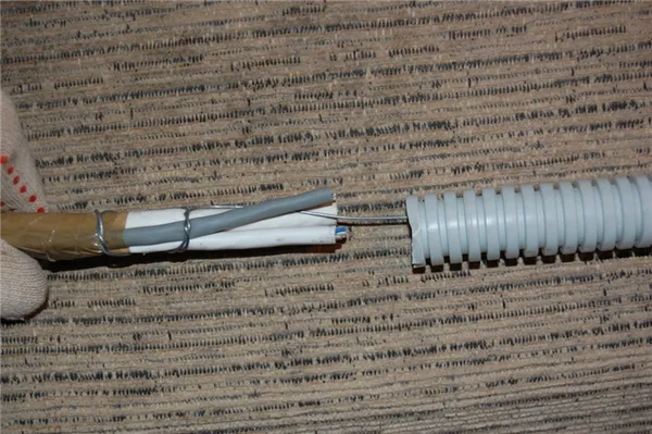 Как протянуть кабель в гофру с зондом — пошаговая инструкция | Как протянуть кабель в гофру с проволокой и без проволоки
