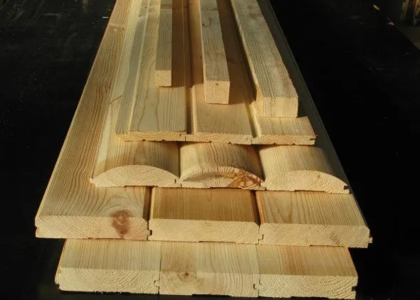 Вагонка и деревянный брус для обрешётки