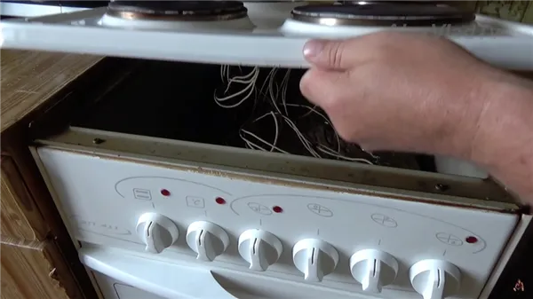 Как заменить конфорки электрической плиты самостоятельно. Как поменять конфорку на электроплите. 6