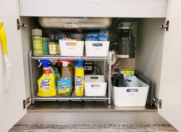 Как правильно разместить все на кухне: основные зоны хранения вещей. Как организовать пространство на кухне в ящиках. 15